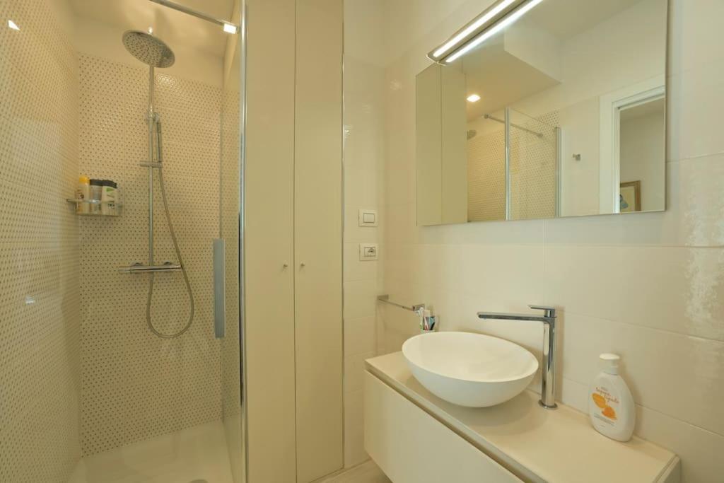 Luxury Apartament Con Garage Vista Mare Alassio Per 6 Persone Dış mekan fotoğraf