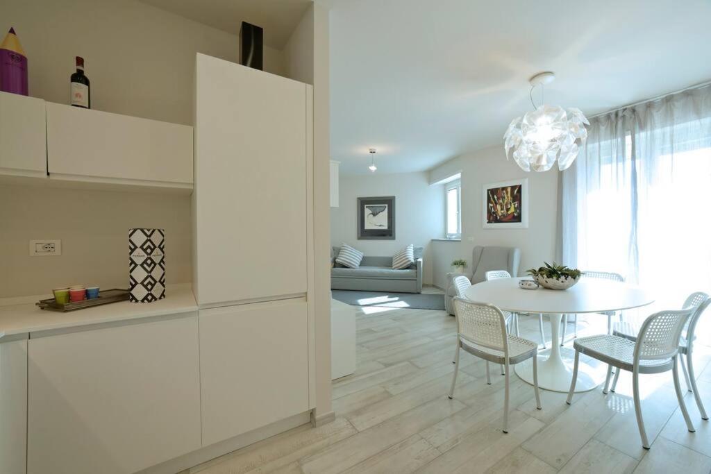 Luxury Apartament Con Garage Vista Mare Alassio Per 6 Persone Dış mekan fotoğraf