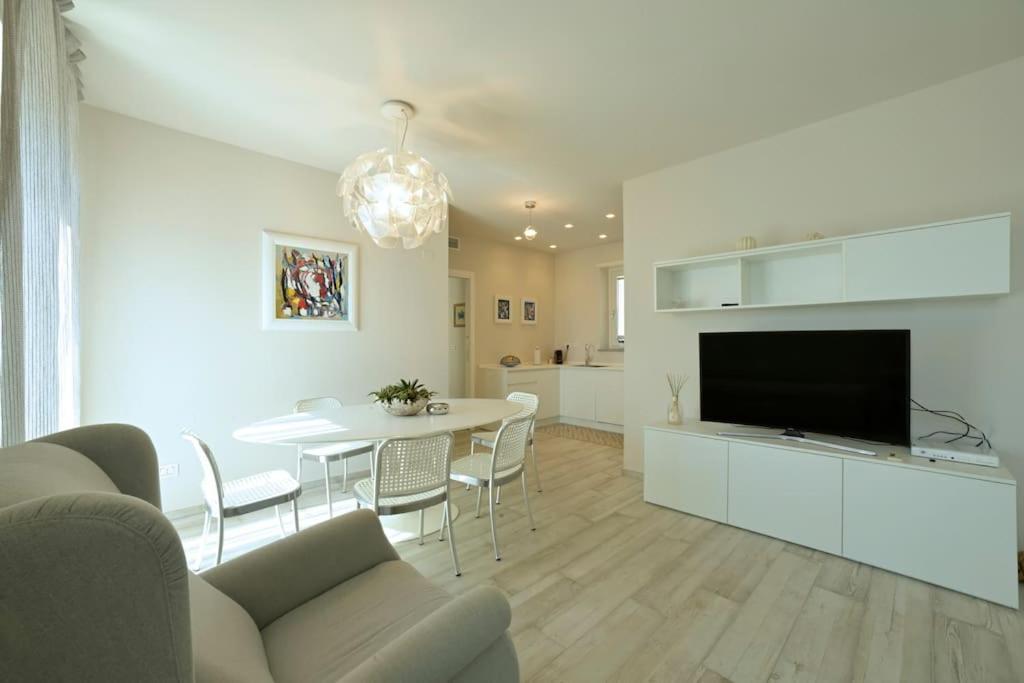 Luxury Apartament Con Garage Vista Mare Alassio Per 6 Persone Dış mekan fotoğraf