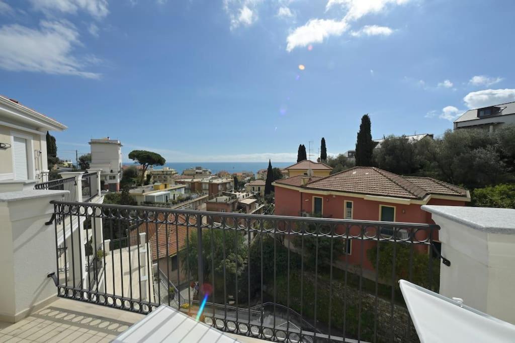 Luxury Apartament Con Garage Vista Mare Alassio Per 6 Persone Dış mekan fotoğraf